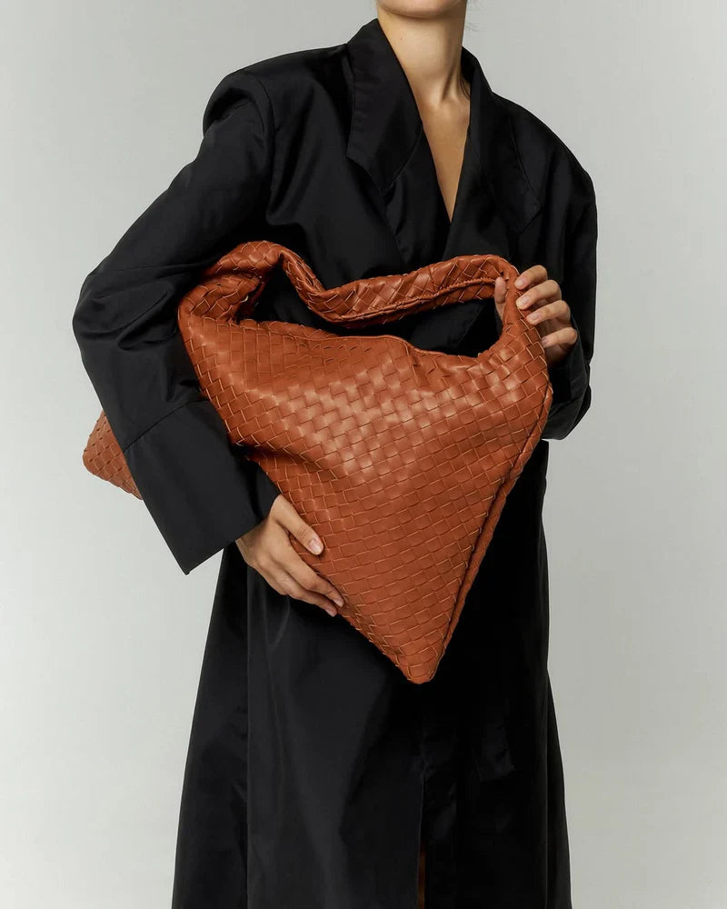 Elegance Leather Bag - Camel